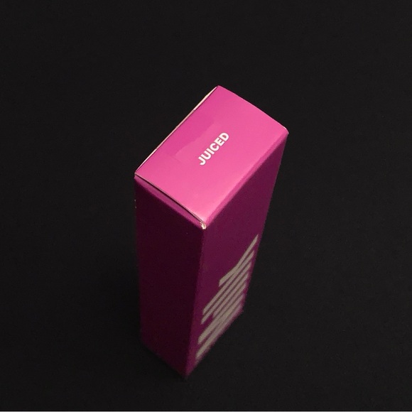 MILK MAKEUP Balmade Electrolyte-Infused Hydrating Tinted Lip Balm – Juiced - Picture 3 of 5